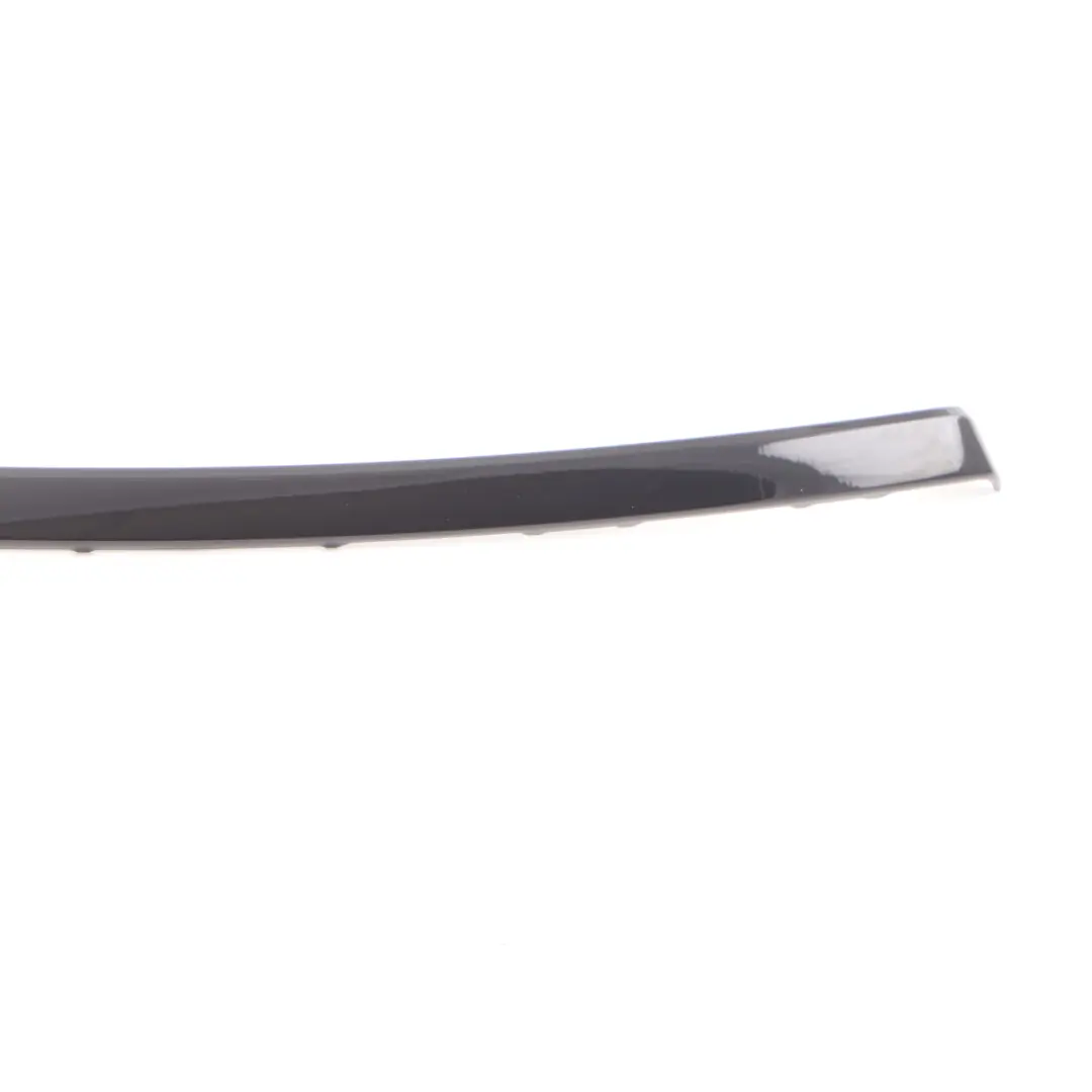 Banda Decorativa Panel Cubierta Delantera Izquierda Diamant 7121473 para BMW E90 E91 con número de pieza 9171787 BMW E90 E91 Banda Decorativa Panel Cubierta Delantera Izquierda Diamant 7121473 - SKU 9171787 - Número de pieza 9171787