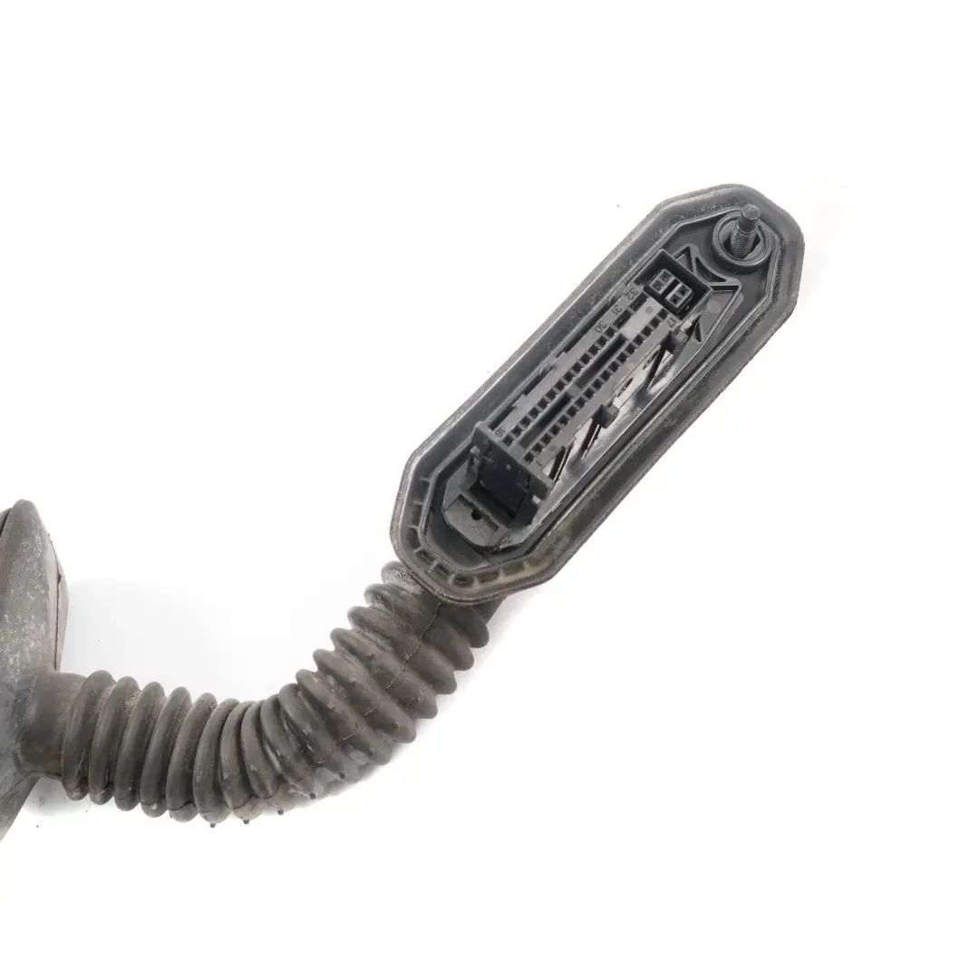 faisceau de cables porte cote passager pour BMW E88 Cabriolet à propos du numéro de pièce 9171954 BMW E88 Cabriolet faisceau de cables porte cote passager - SKU 9171954 - Numéro de pièce 9171954