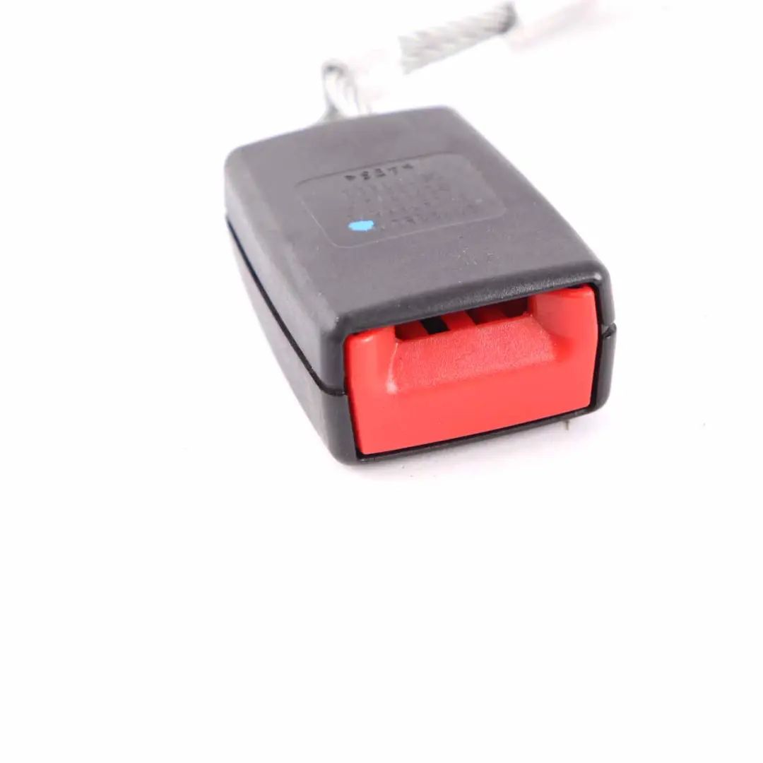 Fibbia sedile Tensionatore inferiore posteriore destra per BMW F06 F10 F11 con numero di parte 9172380 BMW F06 F10 F11 Fibbia sedile Tensionatore inferiore posteriore destra - SKU 9172380 - Numero di parte 9172380