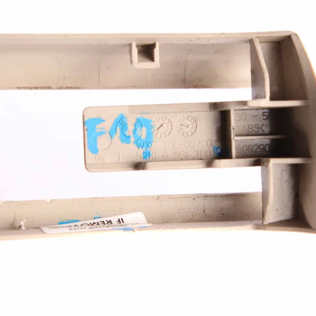 Rail Cover BMW F01 F10 Front Right O/S Seat Rail Trim Panel Beige 6981780 to Seat with Part number 9175066 Seat Rail Cover BMW F01 F10 Front Right O/S Seat Rail Trim Panel Beige 6981780 - SKU 9175066 - Part number 9175066