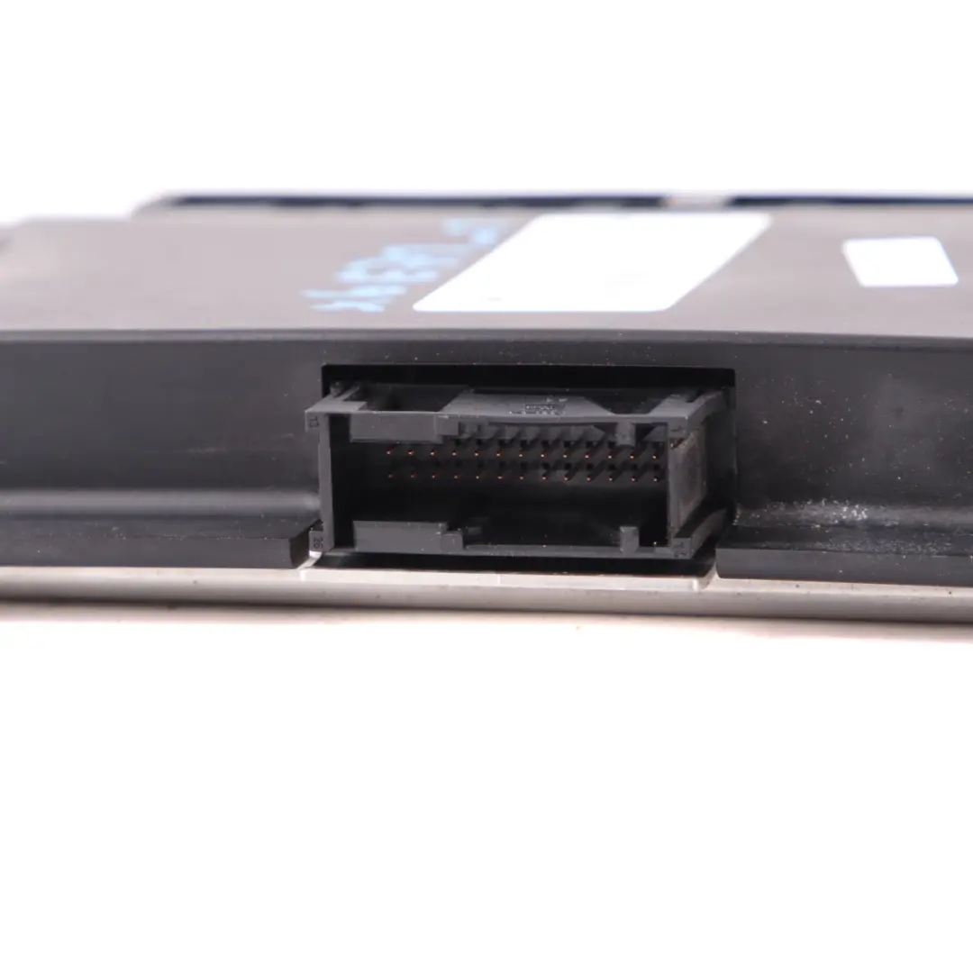 Footwell Light Control Module Unit LEAR PL4 FRM II to BMW X6 E71 with Part number 9176824 BMW X6 E71 Footwell Light Control Module Unit LEAR PL4 FRM II - SKU 9176824-1 - Part number 9176824