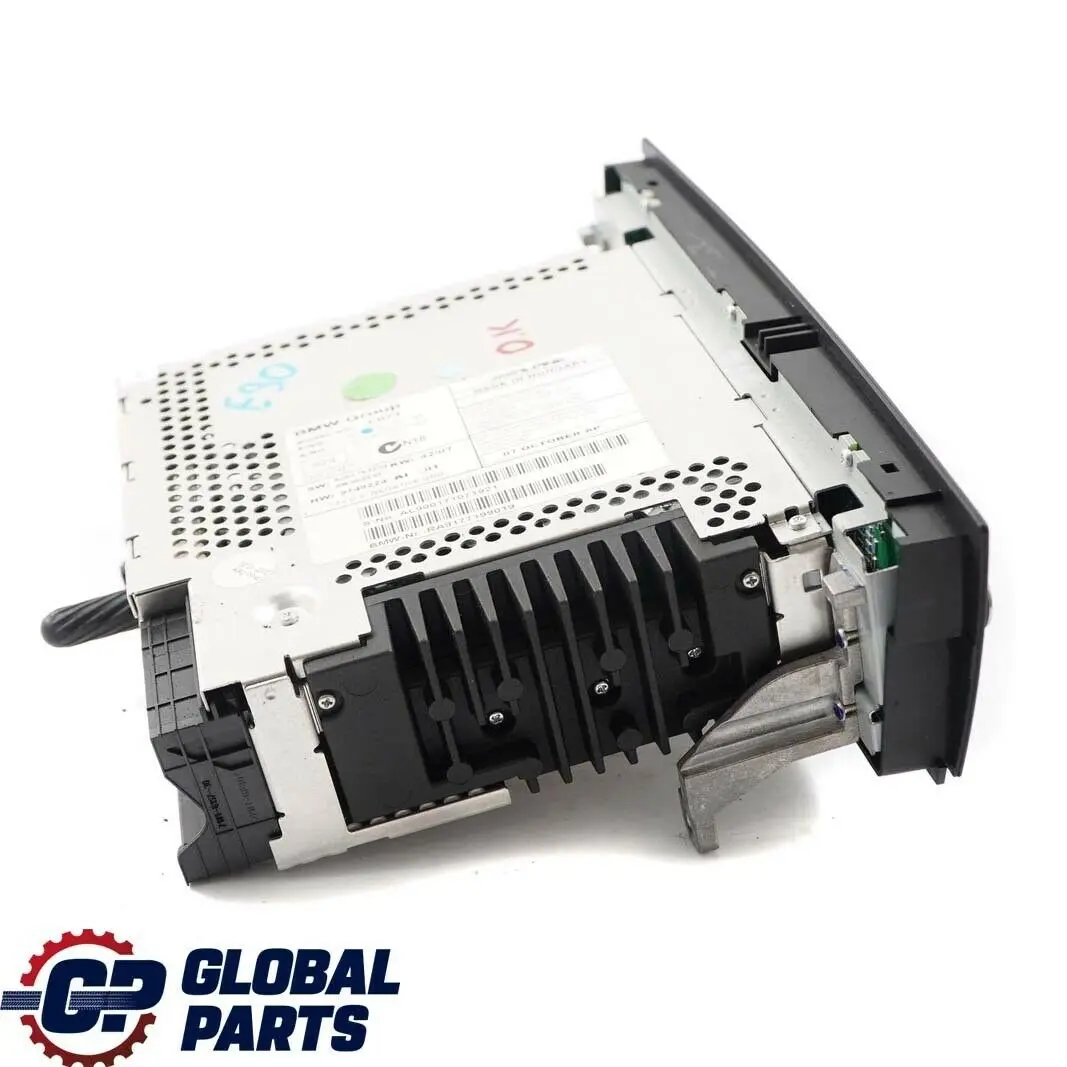 Radio Professional CD to BMW E81 E82 E87 E88 E89 E90 E91 E92 with Part number 9177199 BMW E81 E82 E87 E88 E89 E90 E91 E92 Radio Professional CD - SKU 9177199 - Part number 9177199