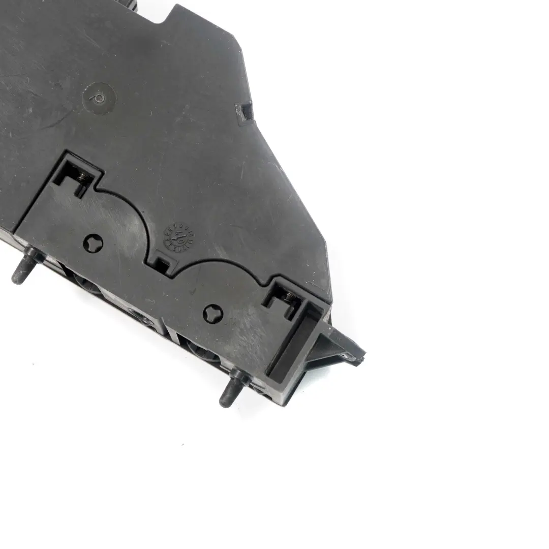 Glove Box Locking Mechanism Lock to BMW X5 Series E70 with Part number 9177780 BMW X5 Series E70 Glove Box Locking Mechanism Lock - SKU 9177780 - Part number 9177780