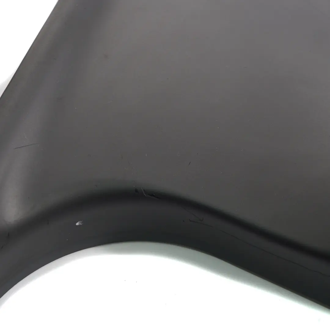 Panneau de Recouvrement Pilier Central Inférieur Droite Noir pour BMW E65 à propos du numéro de pièce 9178752 BMW E65 Panneau de Recouvrement Pilier Central Inférieur Droite Noir - SKU 9178752 - Numéro de pièce 9178752