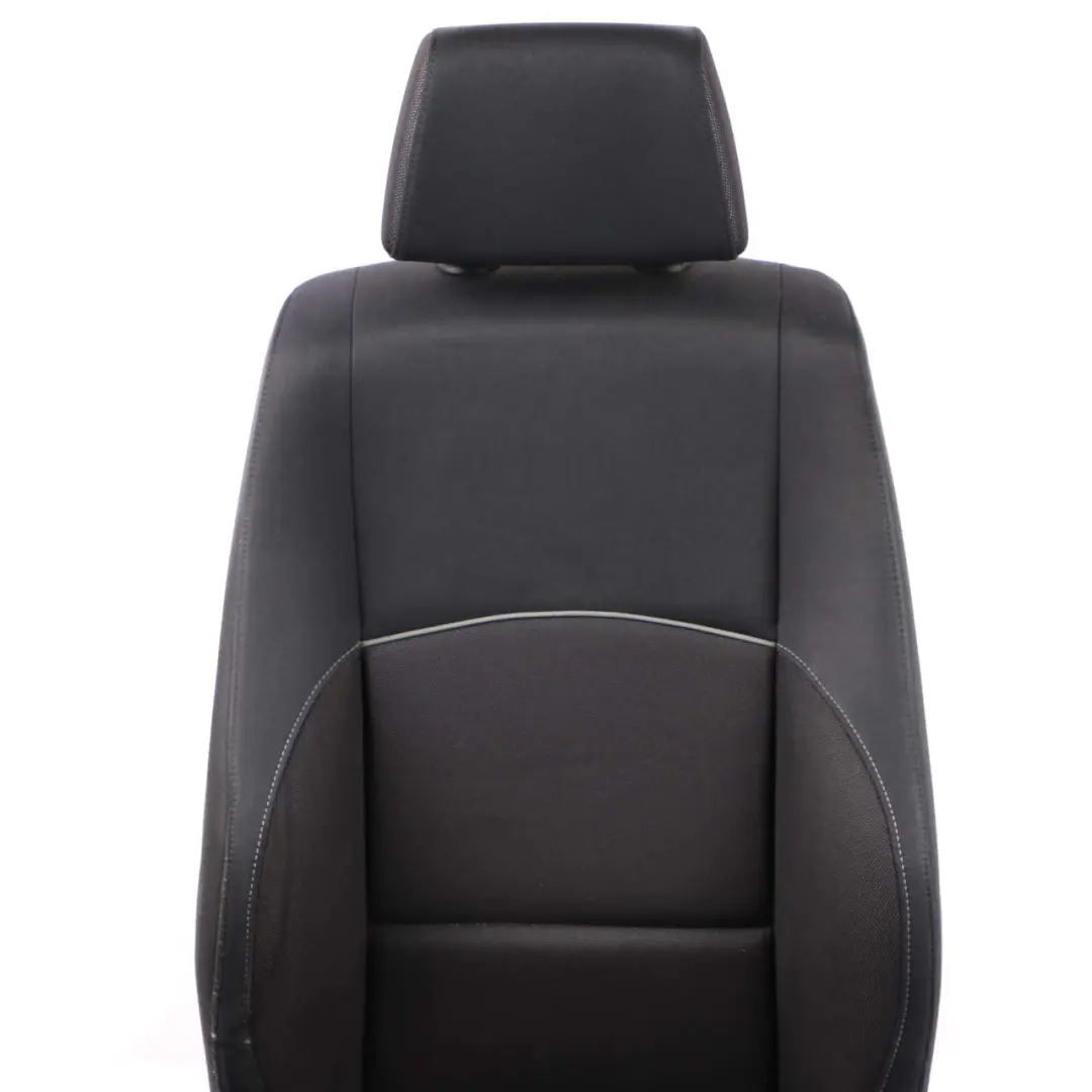 Couvre-dossier de siège sport avant droit Cloth Network pour BMW E87 LCI à propos du numéro de pièce 9179130 BMW E87 LCI Couvre-dossier de siège sport avant droit Cloth Network - SKU 9179130-1 - Numéro de pièce 9179130