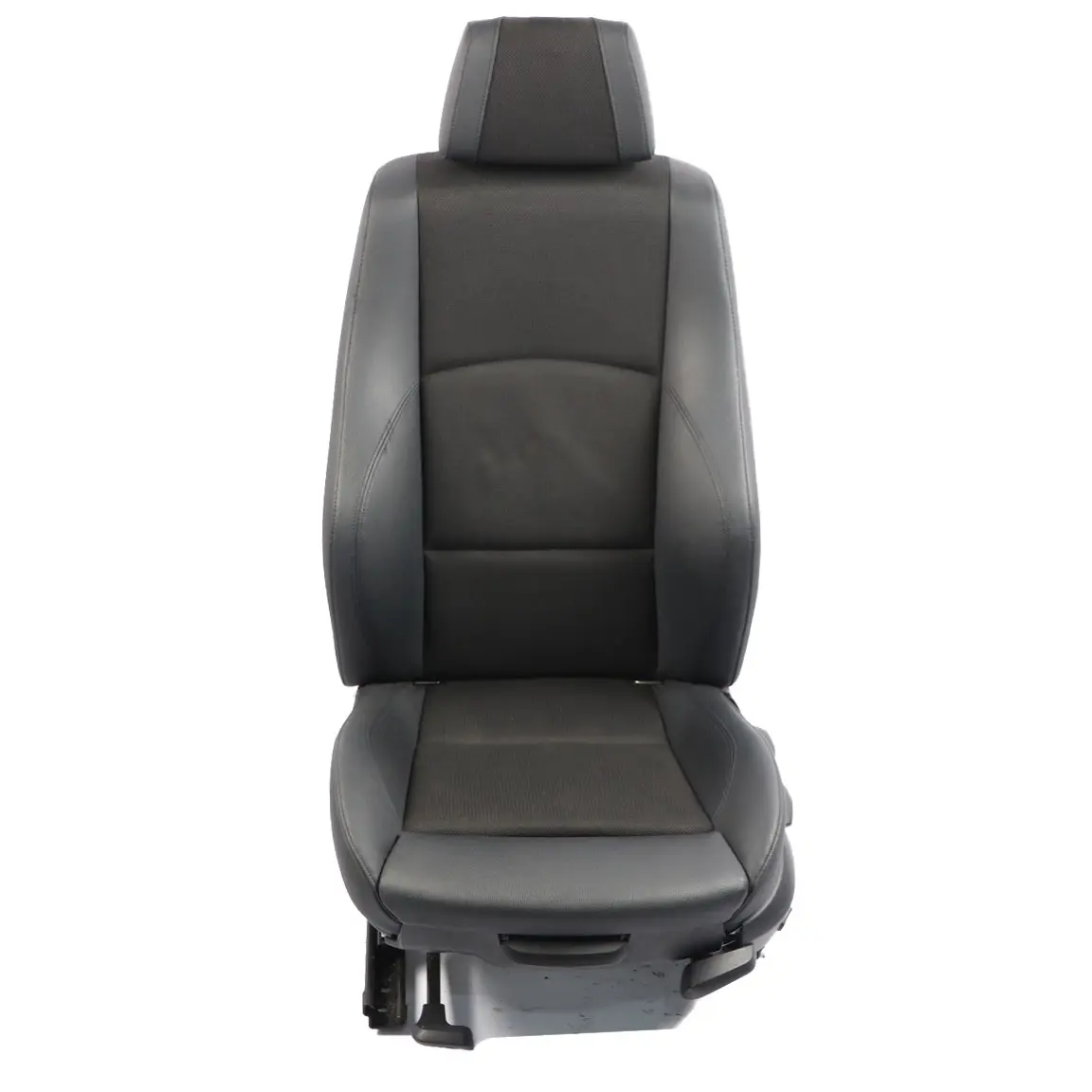 BMW E87 LCI Sport Vorderseite Vorne Links Sitz Stoff / Kunstleder Flashpoint