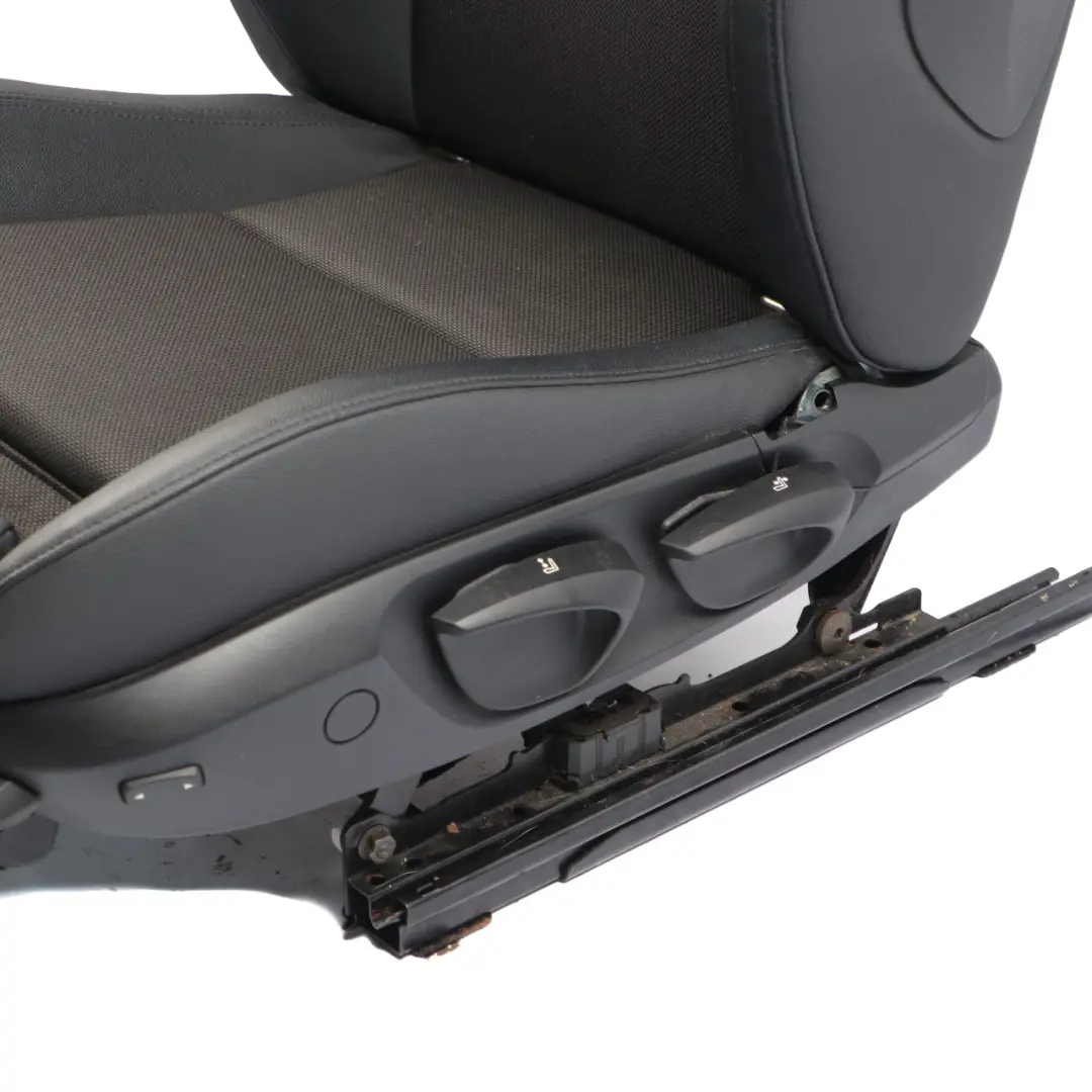 Vorderseite Vorne Links Sitz Stoff / Kunstleder Flashpoint für BMW E87 LCI Sport mit Teilenummer 9179149 BMW E87 LCI Sport Vorderseite Vorne Links Sitz Stoff / Kunstleder Flashpoint - SKU 9179149-3 - Teilenummer 9179149