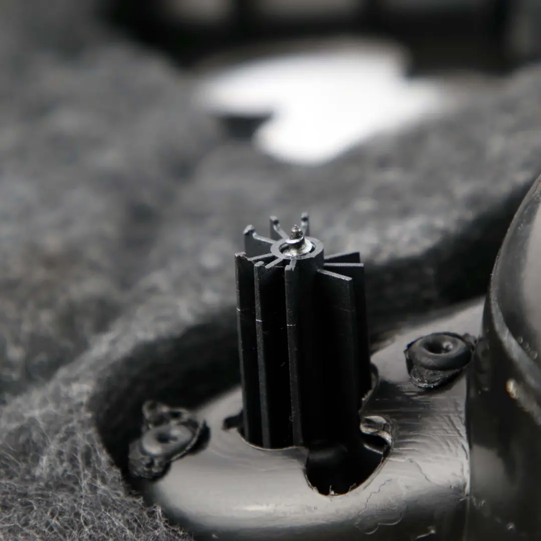 Front Left N/S Door Card Trim Panther Black Pepper White to Mini R50 R52 R53 with Part number 9179163 Mini R50 R52 R53 Front Left N/S Door Card Trim Panther Black Pepper White - SKU 9179163 - Part number 9179163