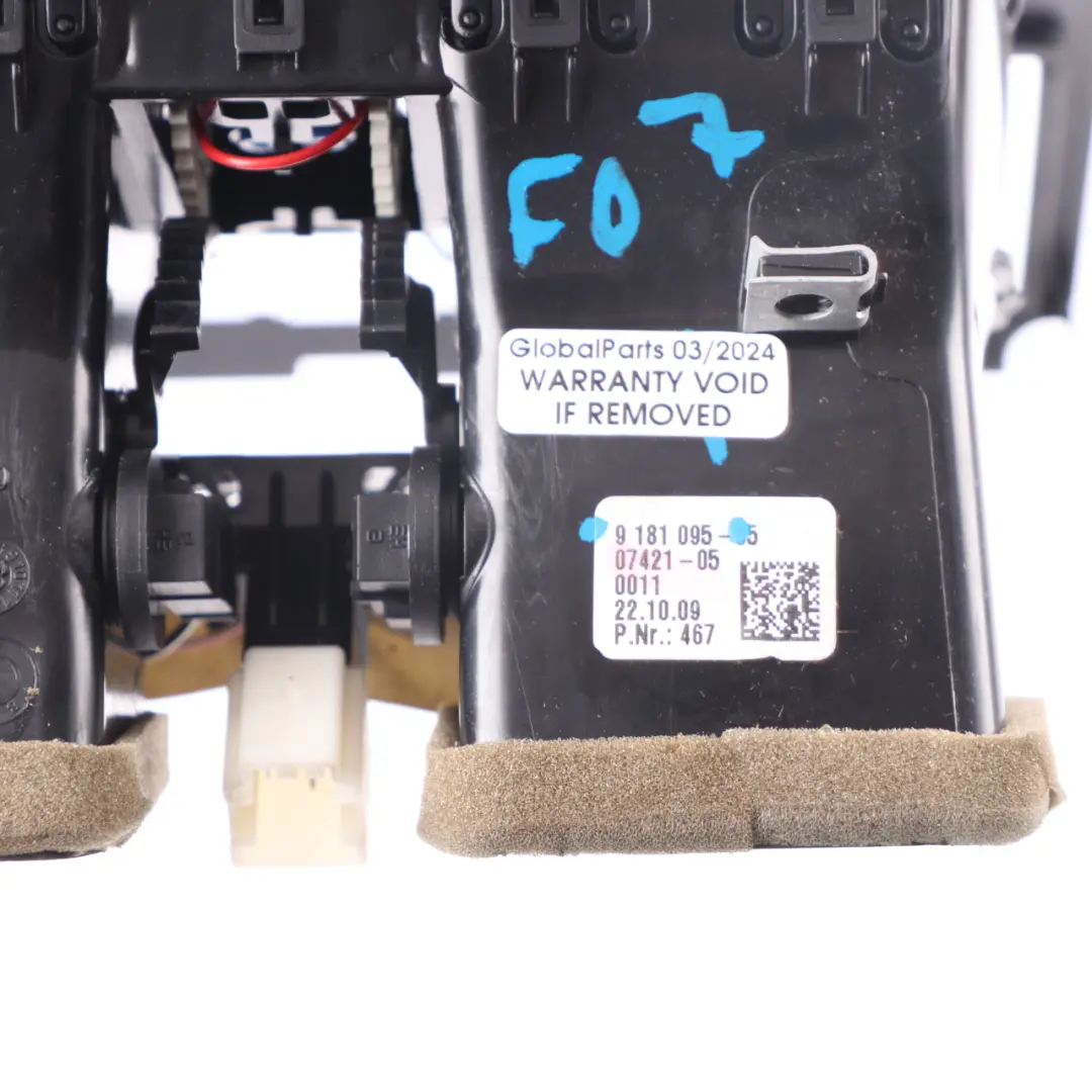 Kratka Nawiewu Tunelu Tylna Tył do BMW F07 GT o numerze 9181095 BMW F07 GT Kratka Nawiewu Tunelu Tylna Tył - SKU 9181095 - Numer Części 9181095