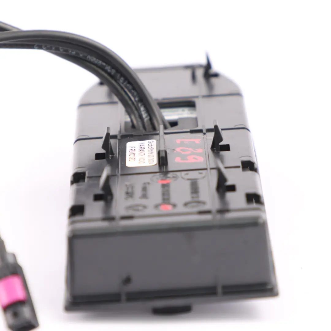 Teléfono Snap-in Adaptador Soporte para teléfono móvil para BMW Z4 E89 con número de pieza 9181373 BMW Z4 E89 Teléfono Snap-in Adaptador Soporte para teléfono móvil - SKU 9181373 - Número de pieza 9181373