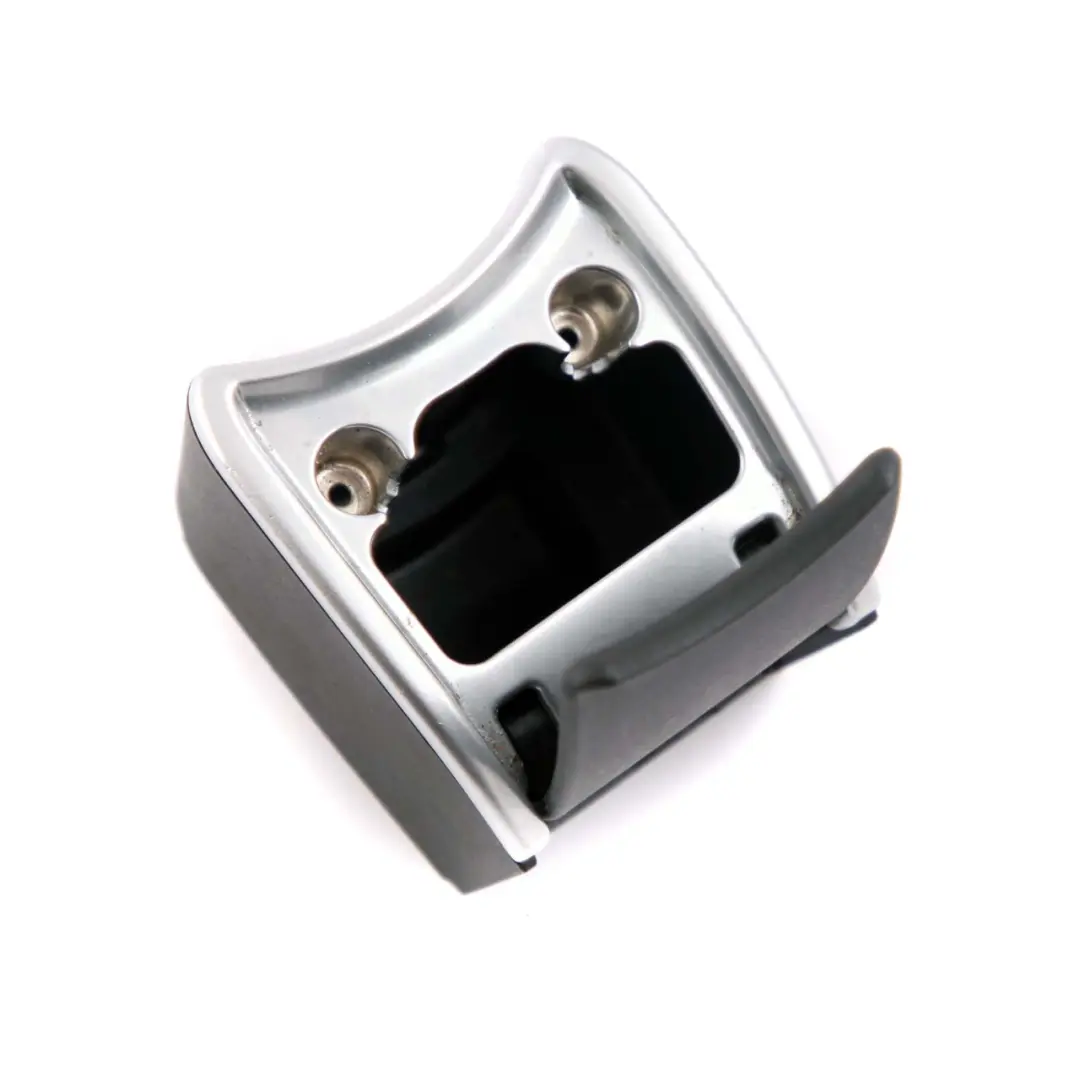 Aschenbecher Mittelkonsole Dashboard Lagerung Trim Aschenbecher für BMW F07 mit Teilenummer 9181379 BMW F07 Aschenbecher Mittelkonsole Dashboard Lagerung Trim Aschenbecher - SKU 9181379 - Teilenummer 9181379