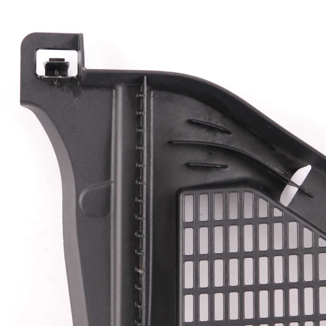 Copertura Microfiltro Sinistro per BMW X3 F25 X4 F26 con numero di parte 9184004 BMW X3 F25 X4 F26 Copertura Microfiltro Sinistro - SKU 9184004 - Numero di parte 9184004