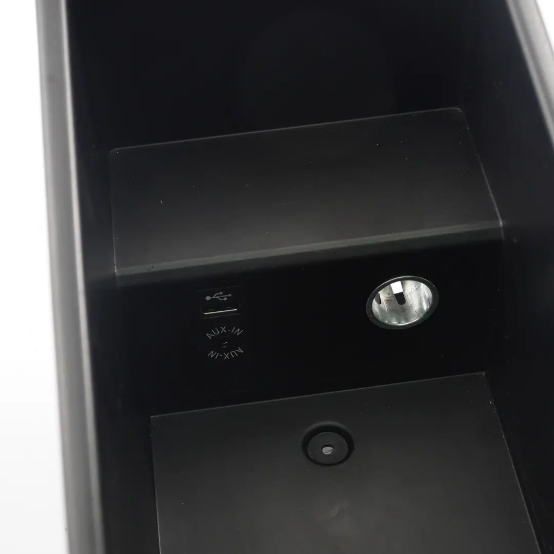 Consola Central Trasera Compartimiento Bandeja para BMW X3 F25 con número de pieza 9184500 BMW X3 F25 Consola Central Trasera Compartimiento Bandeja - SKU 9184500 - Número de pieza 9184500