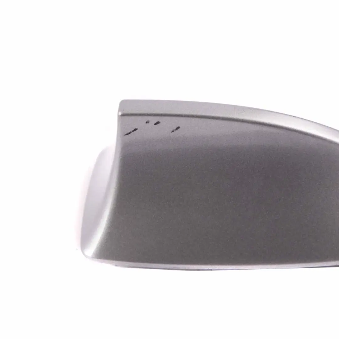Shark Roof Antenna Housing Cover Spacegrau Space Grey A52 pour BMW F10 à propos du numéro de pièce 9184814 BMW F10 Shark Roof Antenna Housing Cover Spacegrau Space Grey A52 - SKU 9184814-SCG - Numéro de pièce 9184814