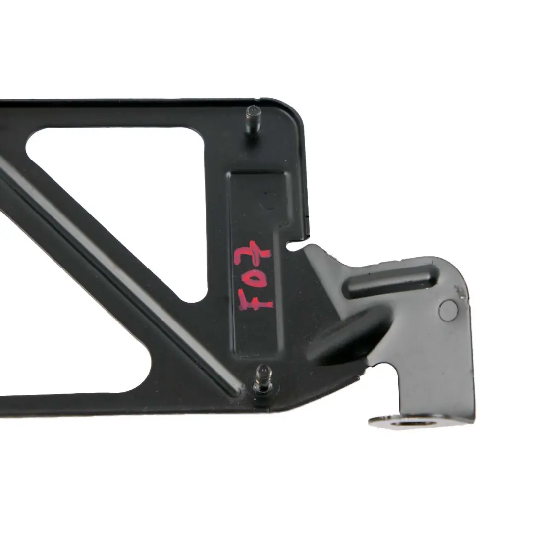 Uchwyt Mocowanie Wzmacniacza do BMW F07 F12 o numerze 9186477 BMW F07 F12 Uchwyt Mocowanie Wzmacniacza - SKU 9186477 - Numer Części 9186477