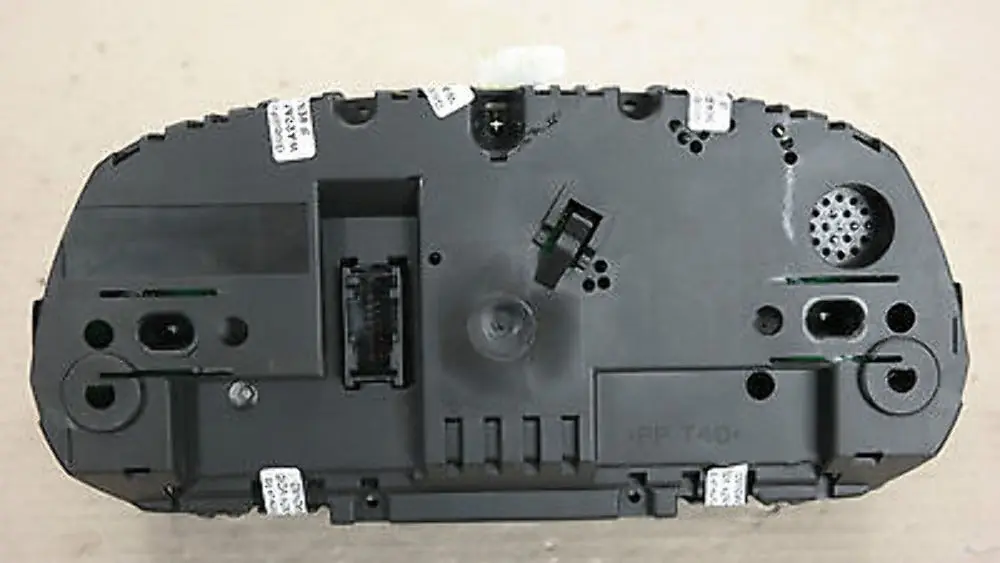 Instrument Cluster Speedo Clocks Petrol to BMW 1 Series E81 E87 E87N E88 with Part number 62109187039 BMW 1 Series E81 E87 E87N E88 Instrument Cluster Speedo Clocks Petrol - SKU 9187039 - Part number 62109187039