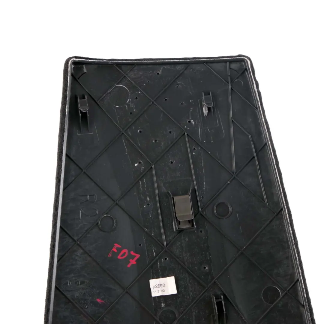 Embellecedor Panel Cubierta Consola Central Trasera Negro 9178804 para BMW F07 GT con número de pieza 9187518 BMW F07 GT Embellecedor Panel Cubierta Consola Central Trasera Negro 9178804 - SKU 9187518 - Número de pieza 9187518