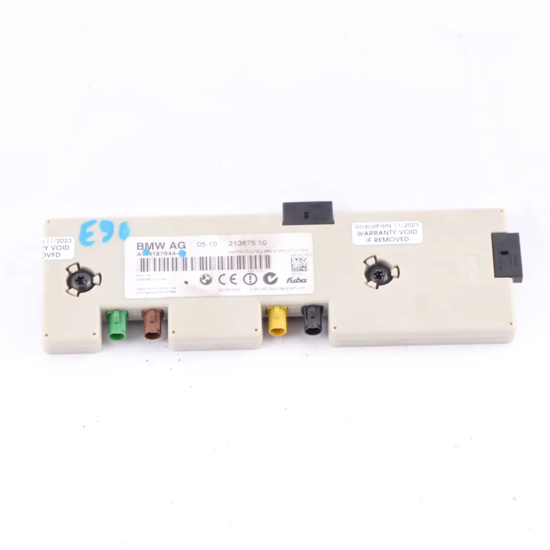 Aerial Antenna Amplifier Diversity DAB Control Unit to BMW E82 E90 E92 with Part number 9187644 BMW E82 E90 E92 Aerial Antenna Amplifier Diversity DAB Control Unit - SKU 9187644 - Part number 9187644