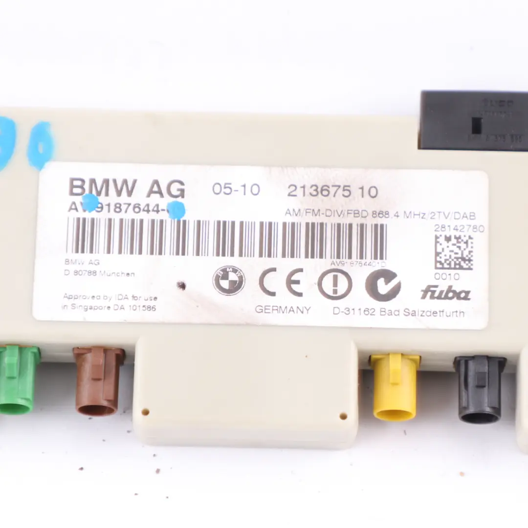 Aerial Antenna Amplifier Diversity DAB Control Unit to BMW E82 E90 E92 with Part number 9187644 BMW E82 E90 E92 Aerial Antenna Amplifier Diversity DAB Control Unit - SKU 9187644 - Part number 9187644