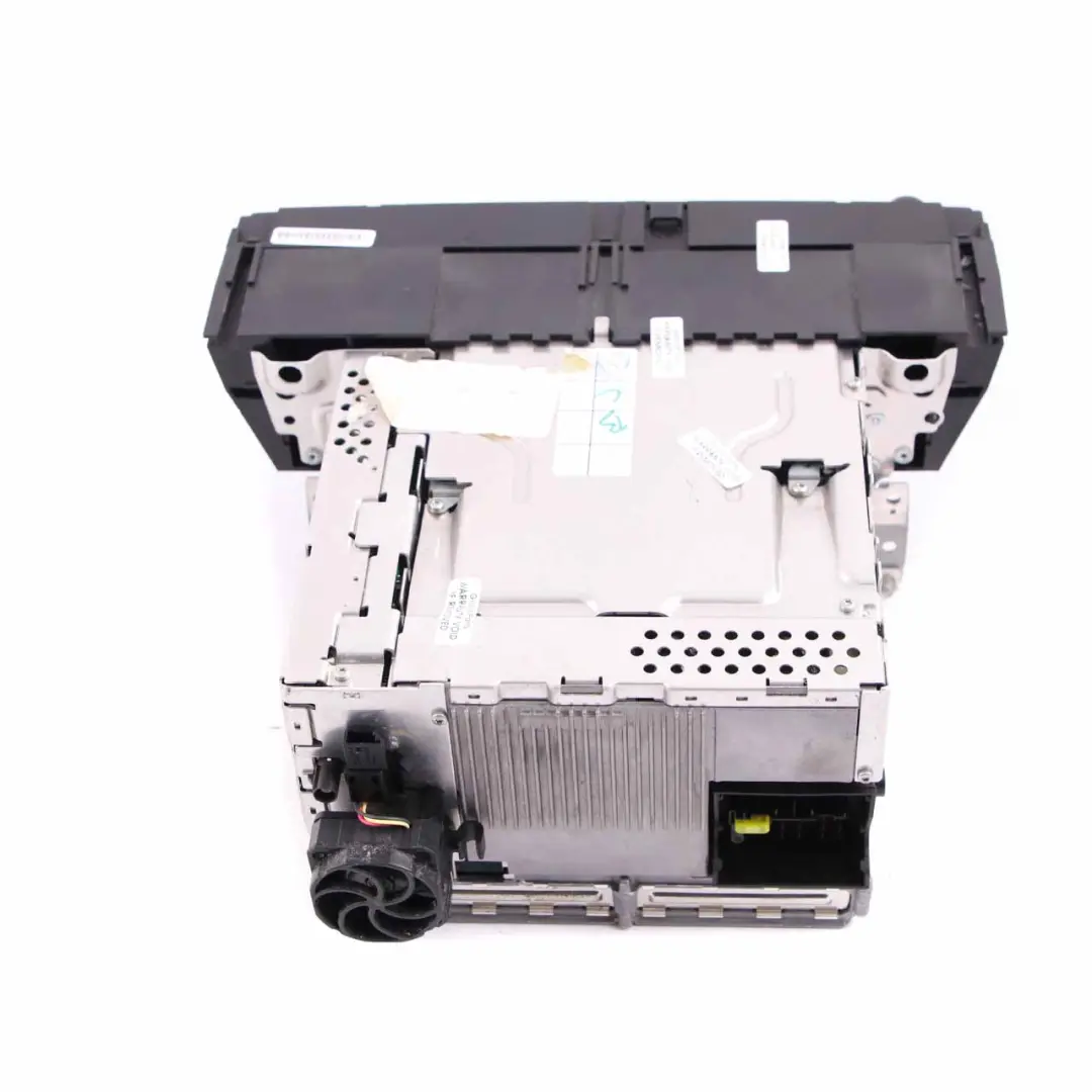 Sistema Reproductor CD Navegador satélite Unidad principal para BMW X5 E70 con número de pieza 9191568 BMW X5 E70 Sistema Reproductor CD Navegador satélite Unidad principal - SKU 9191568 - Número de pieza 9191568