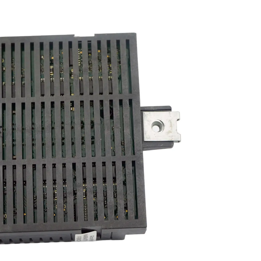 Modulo luci Unità di controllo ECU Lear LM II E6X LWR per BMW E60 LCI con numero di parte 9192641 BMW E60 LCI Modulo luci Unità di controllo ECU Lear LM II E6X LWR - SKU 9192641 - Numero di parte 9192641