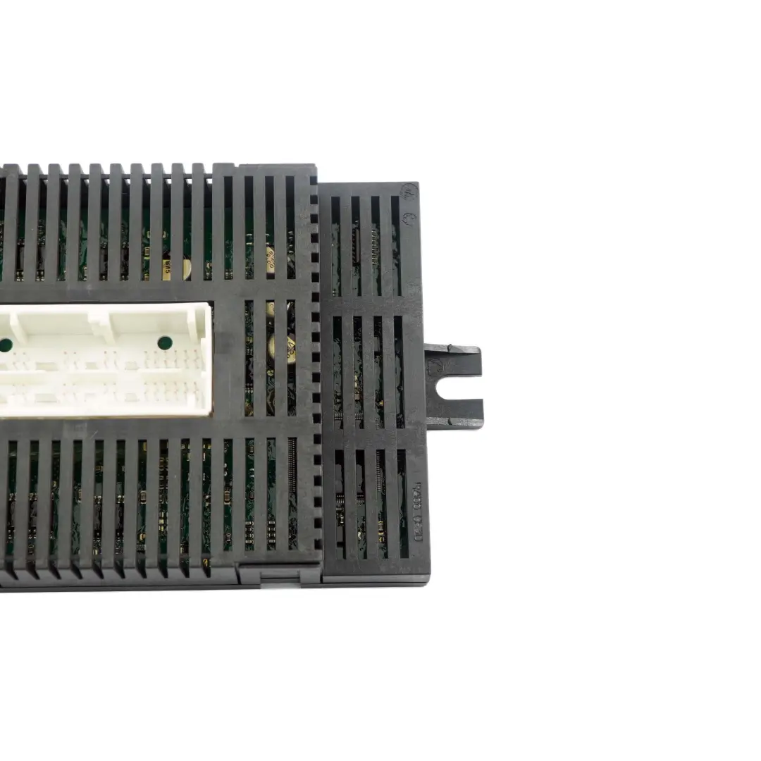 Modulo luci Unità di controllo ECU Lear LM II E6X LWR per BMW E60 LCI con numero di parte 9192641 BMW E60 LCI Modulo luci Unità di controllo ECU Lear LM II E6X LWR - SKU 9192641 - Numero di parte 9192641
