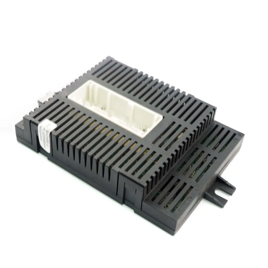 Modulo luci Unità di controllo ECU Lear LM II E6X LWR per BMW E60 LCI con numero di parte 9192641 BMW E60 LCI Modulo luci Unità di controllo ECU Lear LM II E6X LWR - SKU 9192641 - Numero di parte 9192641