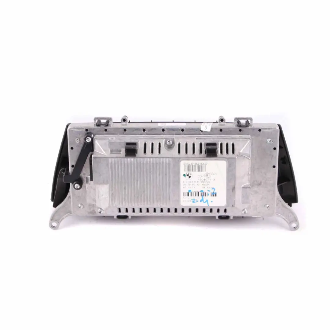 Monitor Bordo BMW X5 E70 Schermo Sistema Navigazione Satellitare 8,8" per con numero di parte 9194064 Monitor Bordo BMW X5 E70 Schermo Sistema Navigazione Satellitare 8,8" - SKU 9194064-2 - Numero di parte 9194064