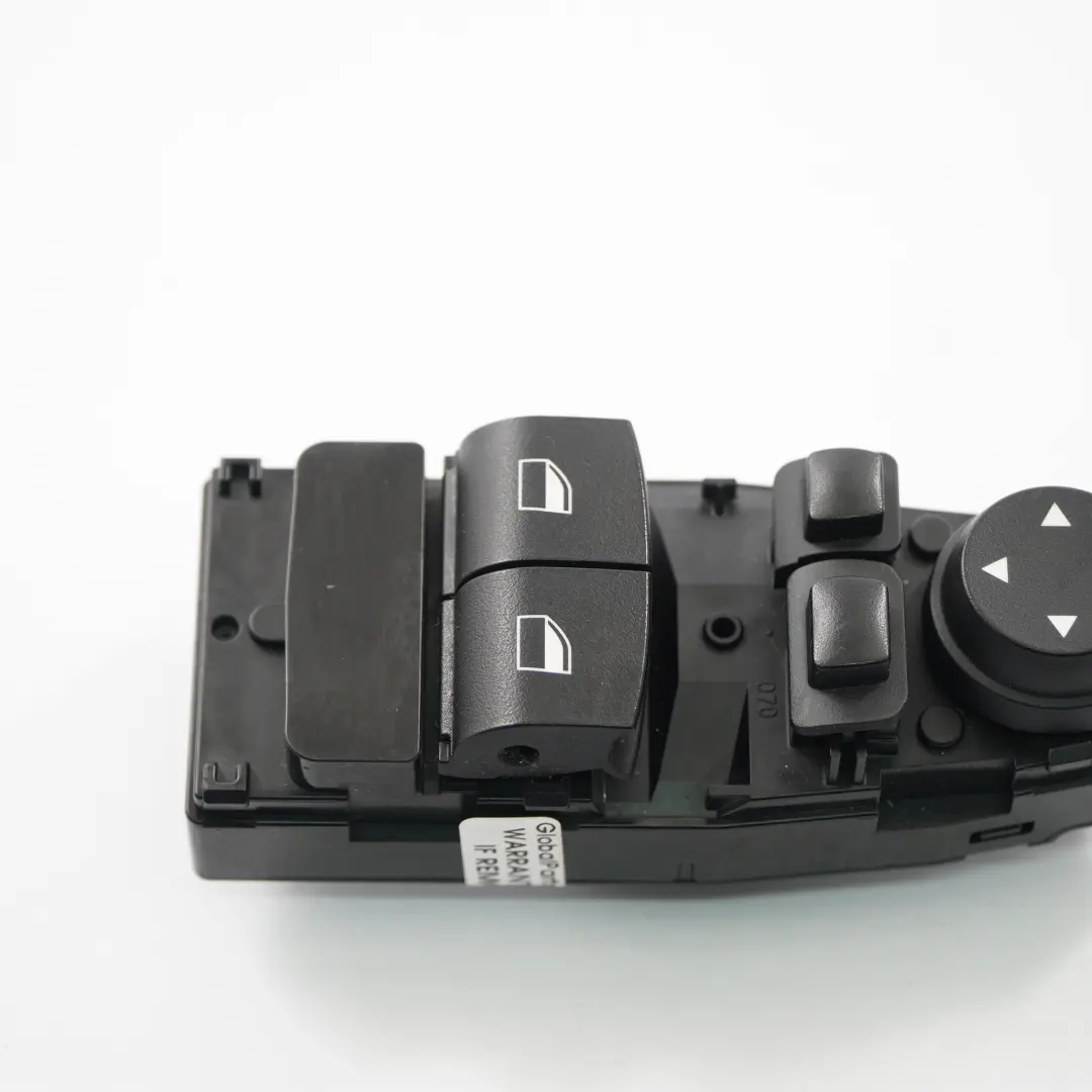 Interrupteur lève-vitre avant côté conducteur Panneau boutons pour BMW F13 à propos du numéro de pièce 9196678 BMW F13 Interrupteur lève-vitre avant côté conducteur Panneau boutons - SKU 9196678 - Numéro de pièce 9196678