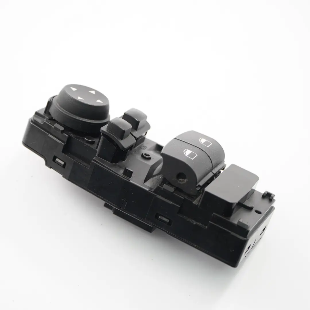 Interruptor Elevalunas Lado Delantero Conductor Botonera para BMW F13 con número de pieza 9196678 BMW F13 Interruptor Elevalunas Lado Delantero Conductor Botonera - SKU 9196678 - Número de pieza 9196678