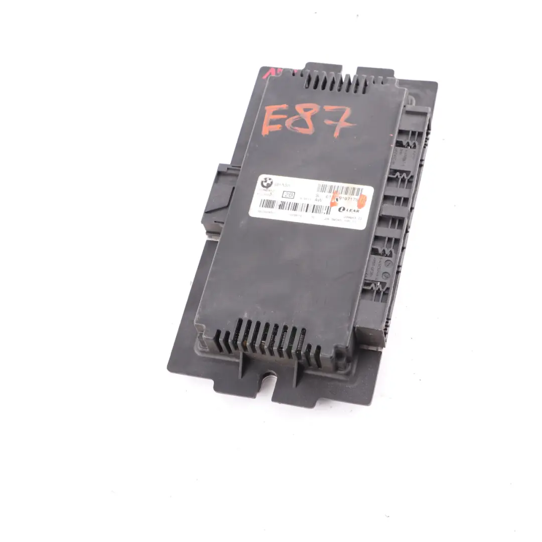 Footwell Light Module Control Unit ECU NSW PL2 FRM II to BMW E87 with Part number 9197175 BMW E87 Footwell Light Module Control Unit ECU NSW PL2 FRM II - SKU 9197175-1 - Part number 9197175
