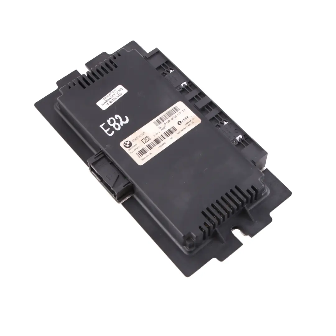 Unité Contrôle Module D'éclairage L'habitacle ECU NSW PL2 FRM II pour BMW E82 à propos du numéro de pièce 9197177 BMW E82 Unité Contrôle Module D'éclairage L'habitacle ECU NSW PL2 FRM II - SKU 9197177 - Numéro de pièce 9197177