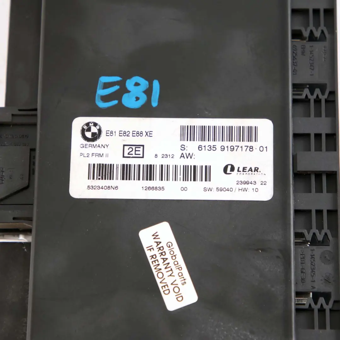 Footwell Light Control Module ECU PL2 FRM II Lear to BMW 1 Series E88 with Part number 9197178 BMW 1 Series E88 Footwell Light Control Module ECU PL2 FRM II Lear - SKU 9197178 - Part number 9197178