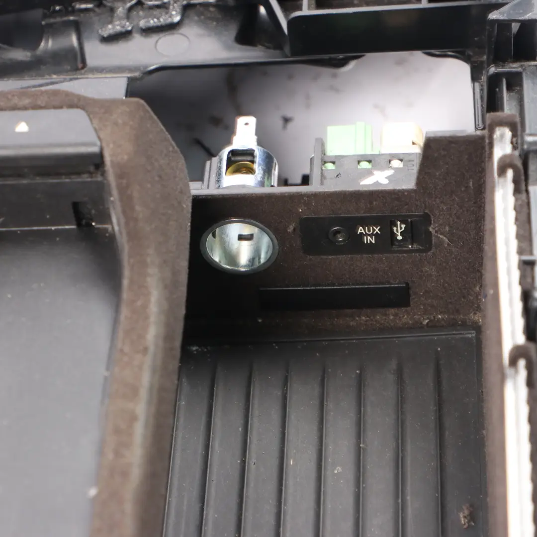 Centre Console Carrier Storage Support Holder Mounting to BMW F12 F13 with Part number 9197325 BMW F12 F13 Centre Console Carrier Storage Support Holder Mounting - SKU 9197325 - Part number 9197325