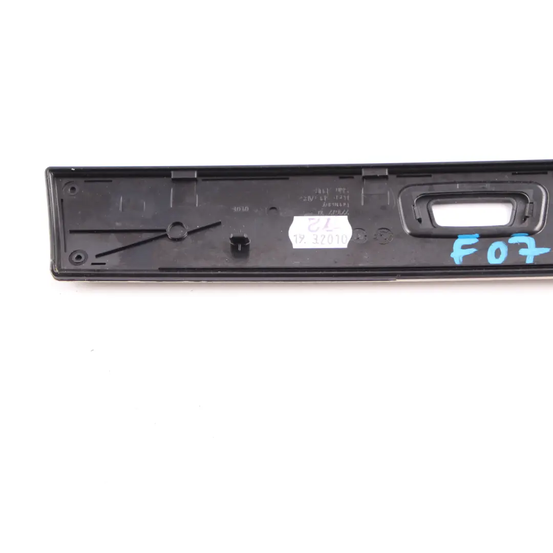 BMW F07 Storage Box Dashboard Centre Console Instrument Panel Strip Ivory White - SKU 9199121 - Part number 9199121