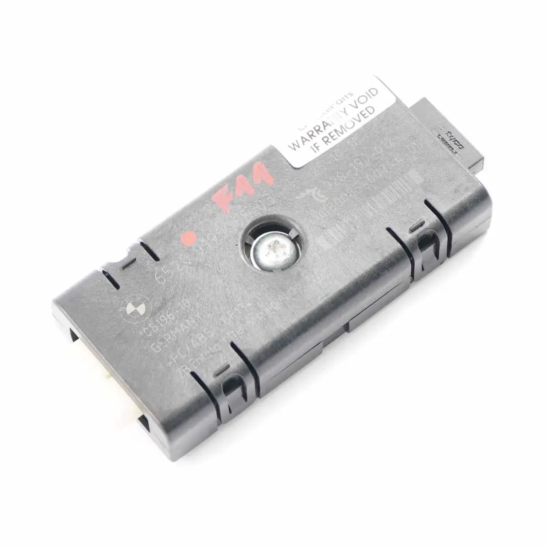 Suppression Filter Antenna Amplifier Control Unit 9158796 to BMW F07 F11 with Part number 9199865 BMW F07 F11 Suppression Filter Antenna Amplifier Control Unit 9158796 - SKU 9199865 - Part number 9199865