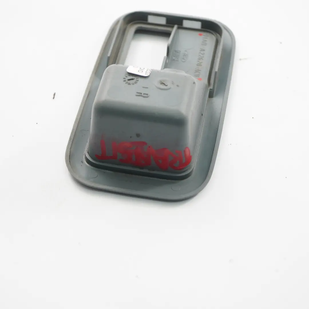 Osłona Klamki Drzwi Wenętrzna Przednia Prawa 91ABA22620ACW do Ford Transit o numerze 91AB-A22620-ACW Ford Transit Osłona Klamki Drzwi Wenętrzna Przednia Prawa 91ABA22620ACW - SKU 91AB-A22620-ACW - Numer Części 91AB-A22620-ACW