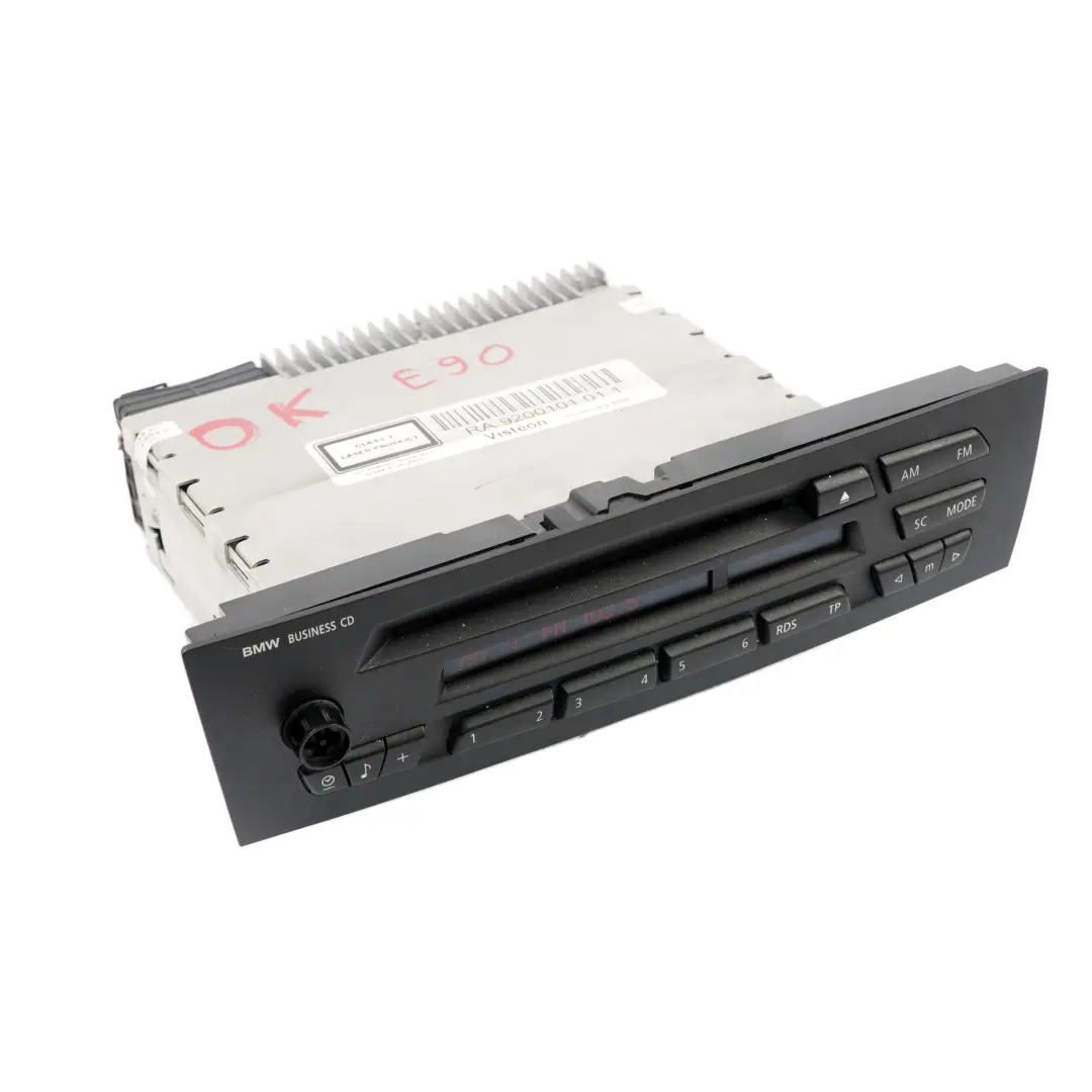 Radio Business CD Player Audio Control Unit E81 E91 to BMW E87 E90 with Part number 9200101 BMW E87 E90 Radio Business CD Player Audio Control Unit E81 E91 - SKU 9200101 - Part number 9200101