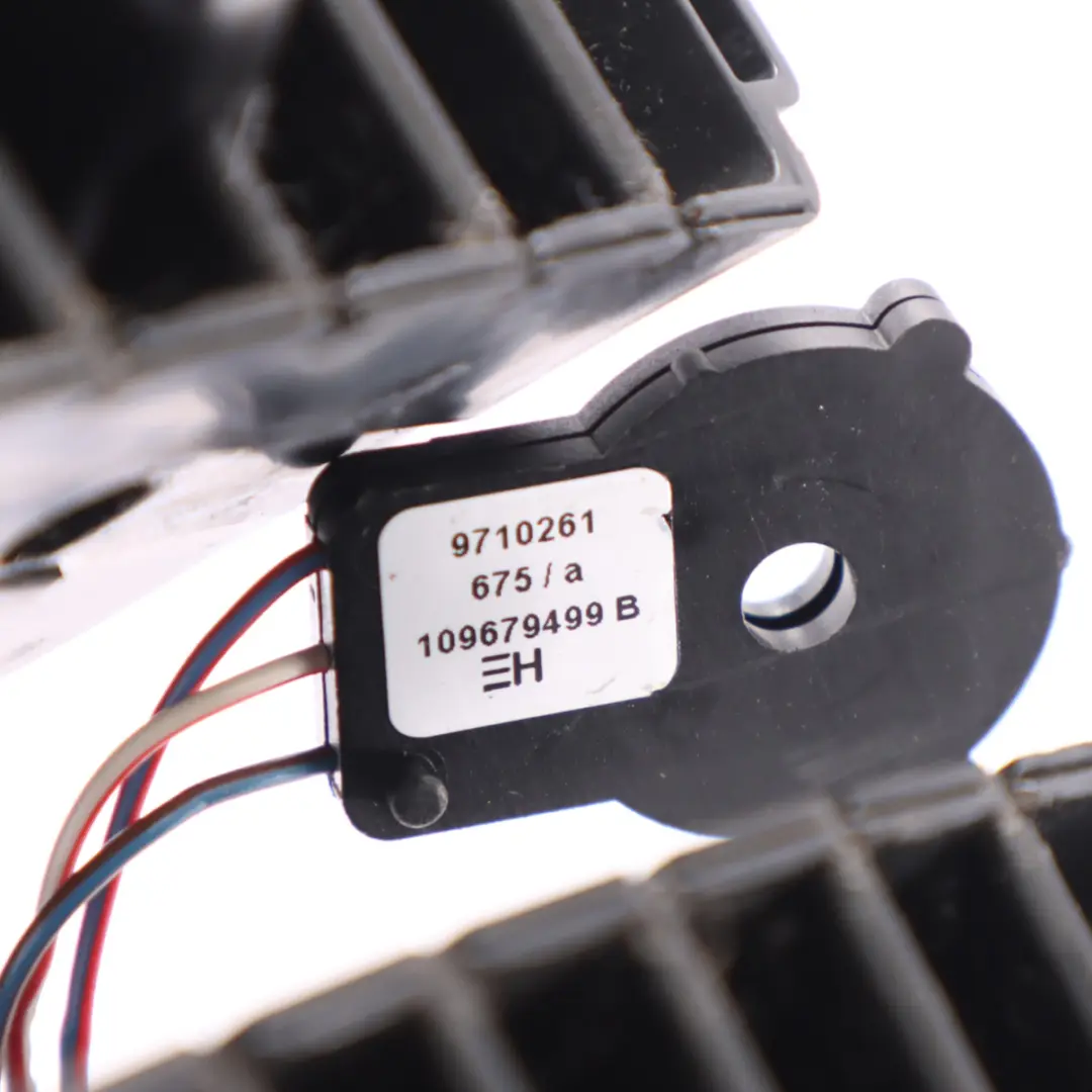 BMW F25 F26 Mittel Konsole Kühler Grill Frisch Luft Zufuhr Schwarz - SKU 9200888-1 - Teilenummer 9200888