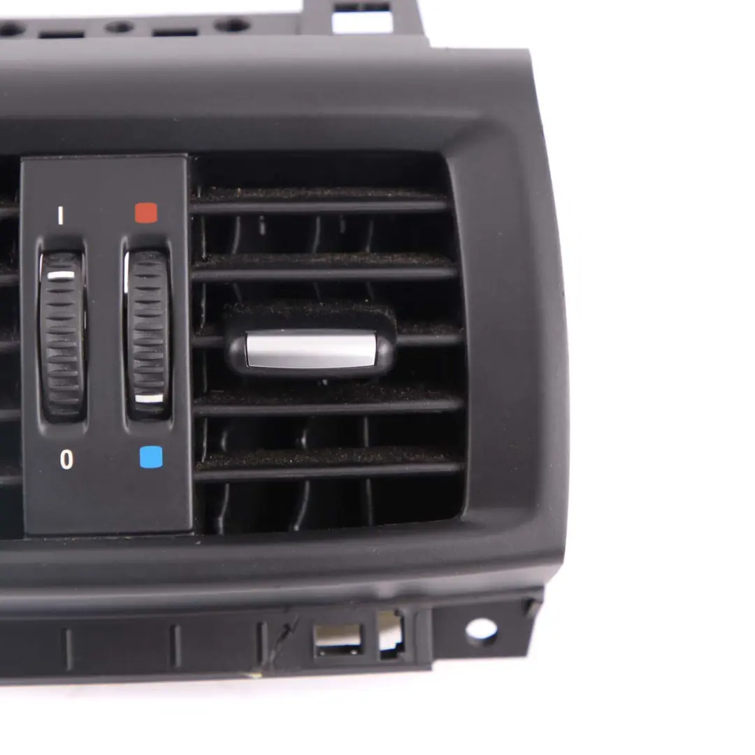 Grille d'aération de la console centrale arrière Noir pour BMW F25 F26 à propos du numéro de pièce 9200888 BMW F25 F26 Grille d'aération de la console centrale arrière Noir - SKU 9200888 - Numéro de pièce 9200888