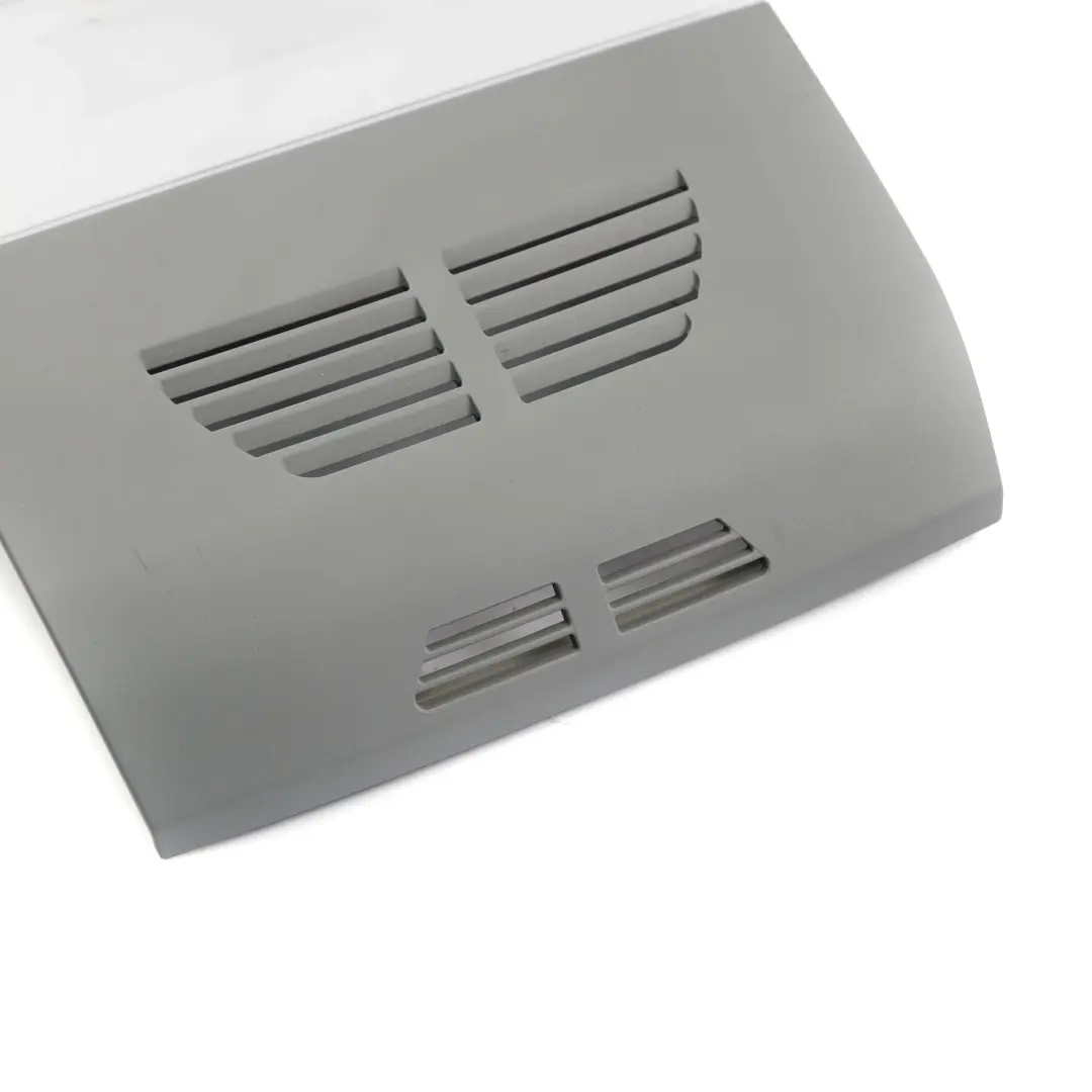 Luce Interna Del Tetto Posteriore Alaska Grigio per BMW X1 E81 E82 E84 E87 con numero di parte 9201635 BMW X1 E81 E82 E84 E87 Luce Interna Del Tetto Posteriore Alaska Grigio - SKU 9201635 - Numero di parte 9201635