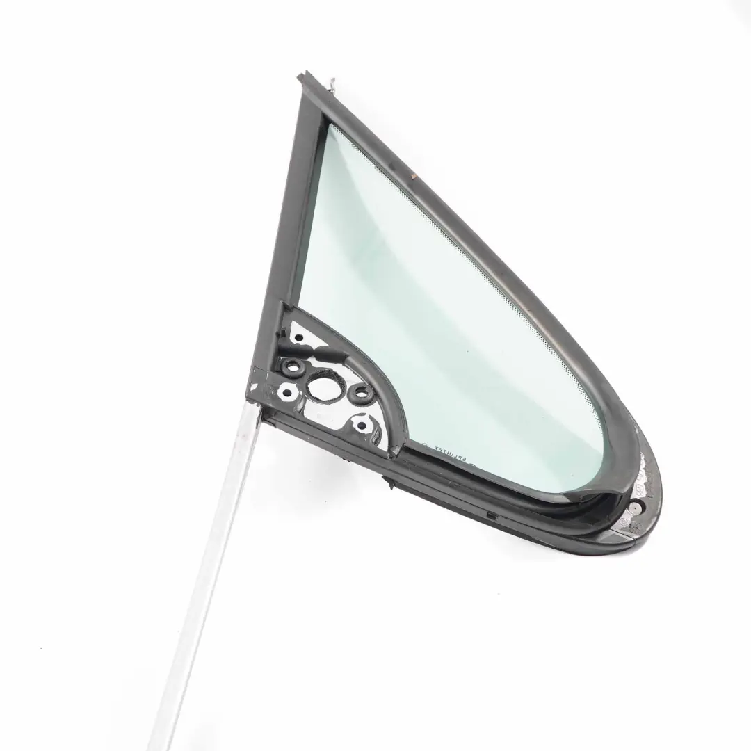 Ventana Lateral Puerta Delantera Izquierda Triángulo Cristal AS2 para Peugeot 307 con número de pieza 920194 Peugeot 307 Ventana Lateral Puerta Delantera Izquierda Triángulo Cristal AS2 - SKU 920194 - Número de pieza 920194