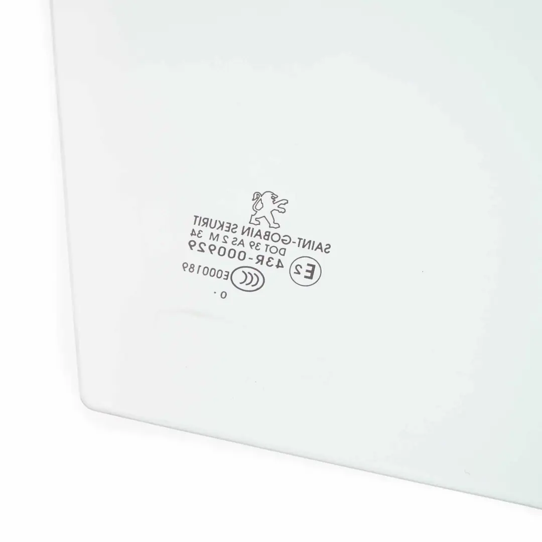 Cristal Puerta Delantera Izquierda Acristalamiento Verde AS2 para Peugeot 3008 con número de pieza 9201N7 Peugeot 3008 Cristal Puerta Delantera Izquierda Acristalamiento Verde AS2 - SKU 9201N7 - Número de pieza 9201N7