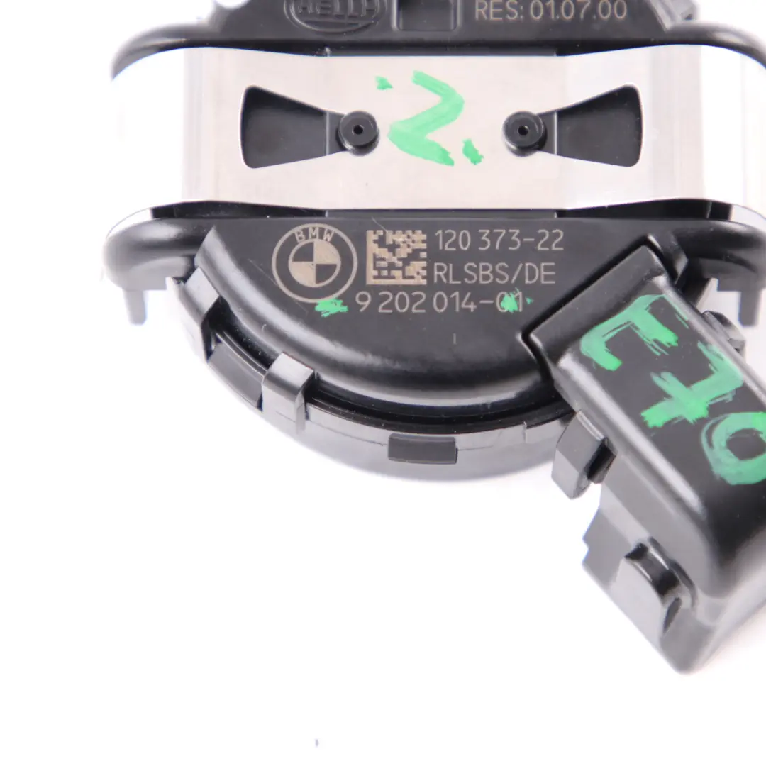 Windscreen Rain Light Solar Sensor Control Unit to BMW F10 F11 X5 E70 F13 with Part number 9202014 BMW F10 F11 X5 E70 F13 Windscreen Rain Light Solar Sensor Control Unit - SKU 9202014 - Part number 9202014