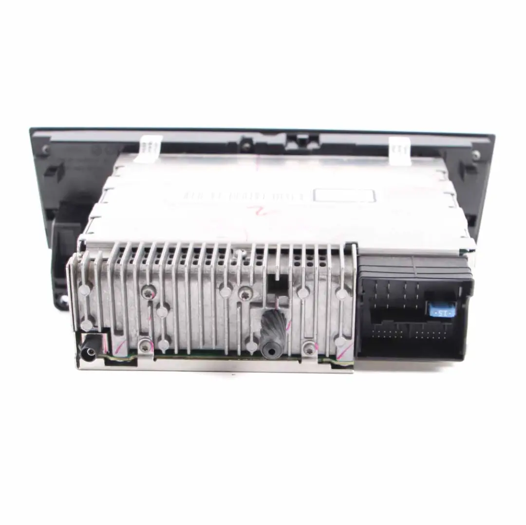 Radio BMW Business CD Player für BMW E81 E87 E88 E90 E91 E92 1 mit Teilenummer 9202152 BMW E81 E87 E88 E90 E91 E92 1 Radio BMW Business CD Player - SKU 9202152-2 - Teilenummer 9202152
