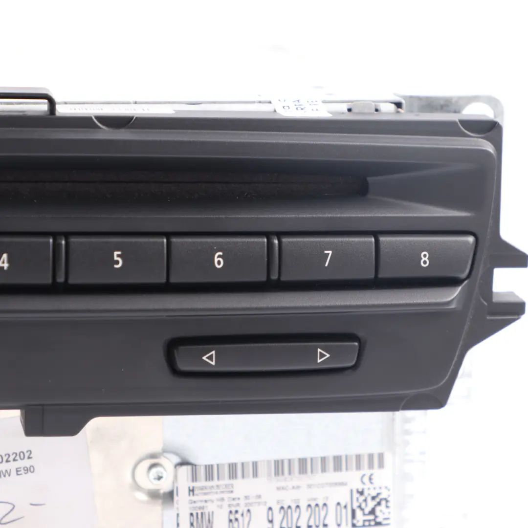 Professional Navigation Sat Nav CIC Head Unit to BMW E81 E87 E90 LCI E92 with Part number 9202202 BMW E81 E87 E90 LCI E92 Professional Navigation Sat Nav CIC Head Unit - SKU 9202202 - Part number 9202202