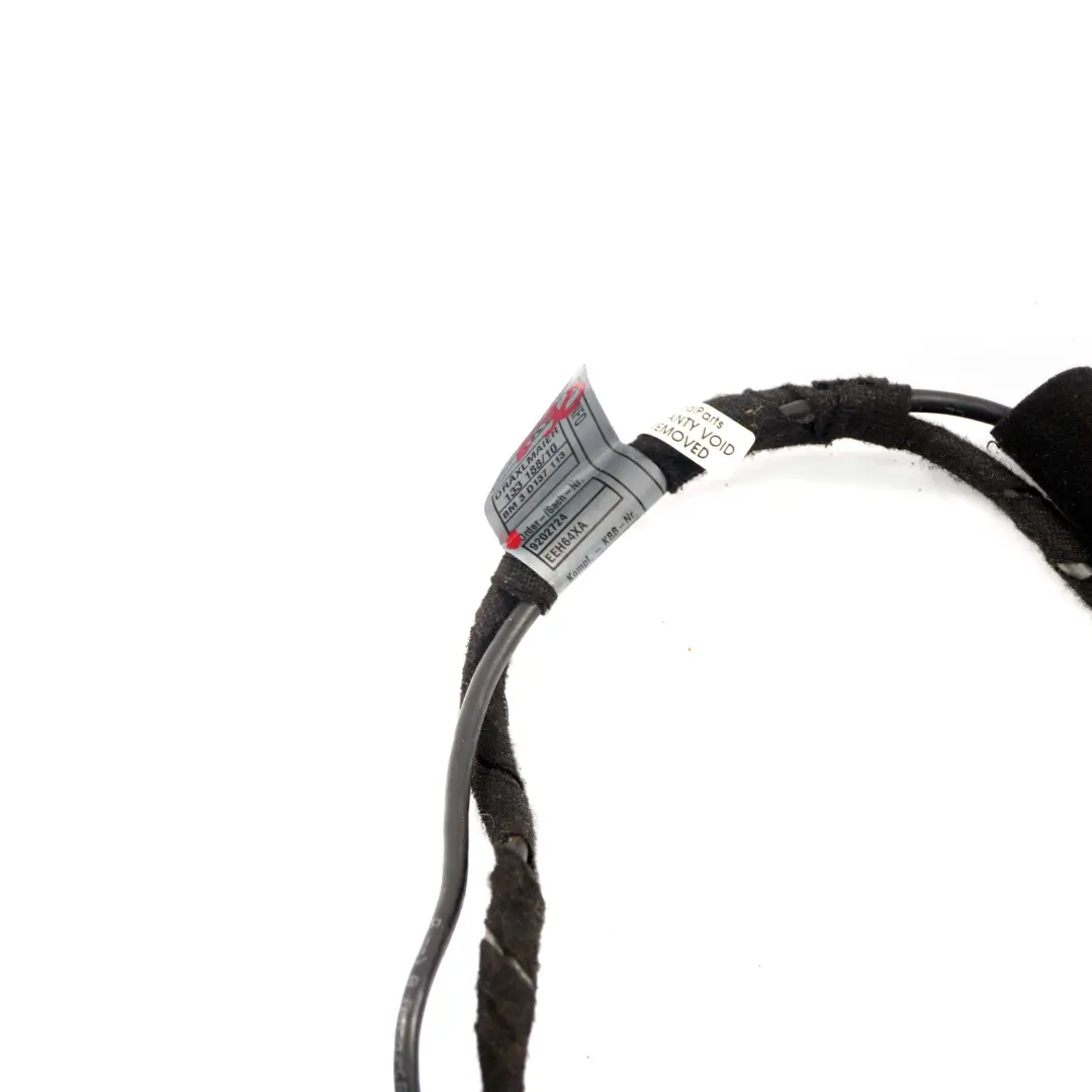 AUX USB Lead Cable Wire 6112 to BMW 3 Series E90 E91 E92 with Part number 9202724 BMW 3 Series E90 E91 E92 AUX USB Lead Cable Wire 6112 - SKU 9202724 - Part number 9202724