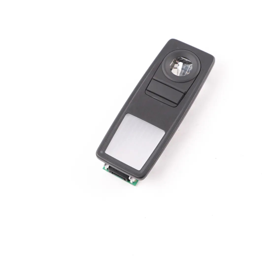 Luz Lectura Trasera De Techo Interior Negra Derecha para BMW X1 E84 con número de pieza 9202920 BMW X1 E84 Luz Lectura Trasera De Techo Interior Negra Derecha - SKU 9202920 - Número de pieza 9202920