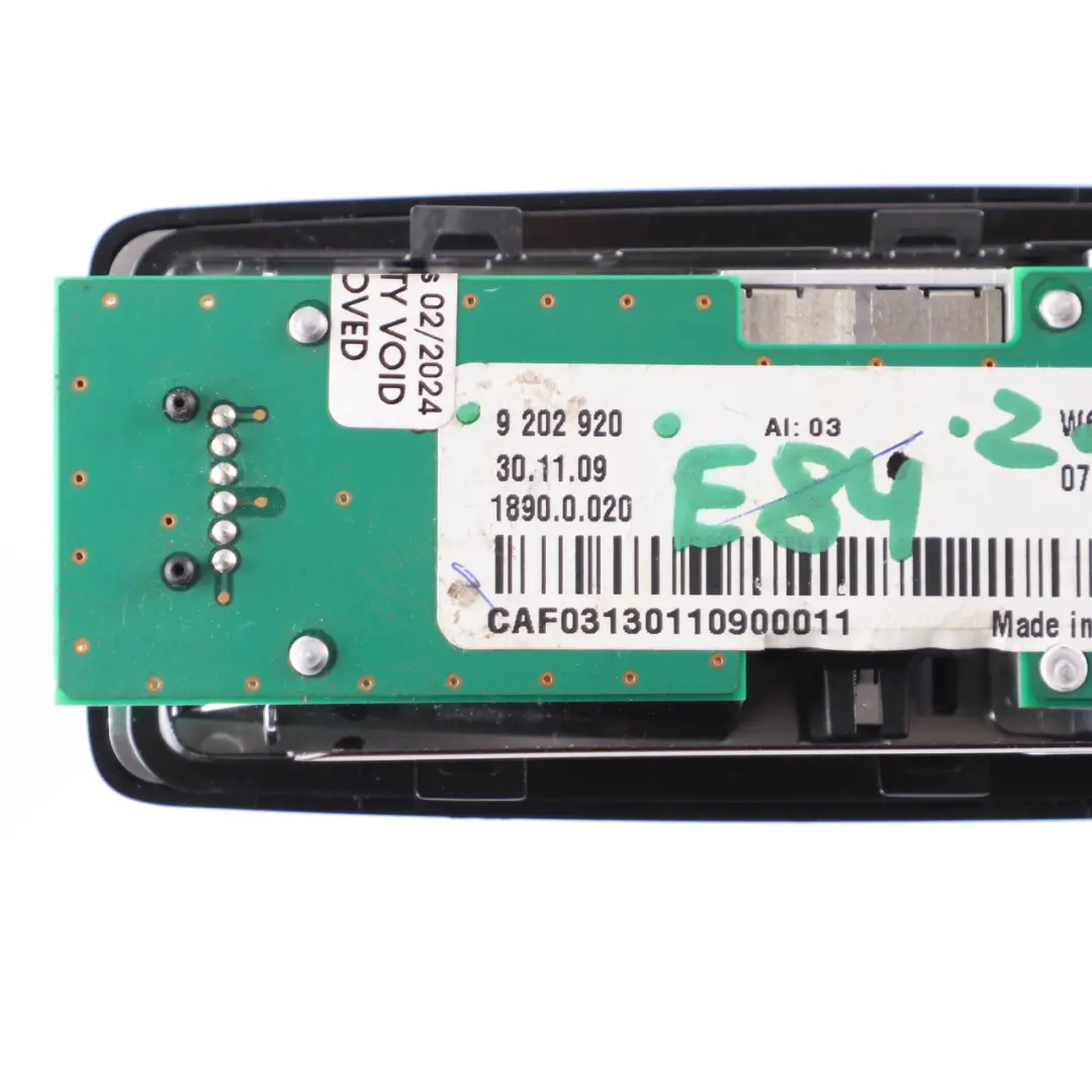 BMW X1 E84 Luz Lectura Trasera De Techo Interior Negra Derecha - SKU 9202920 - Número de pieza 9202920