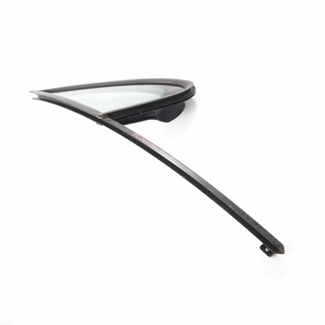 Cuarto Ventana Puerta Delantera Derecha Vidrio AS2 para Peugeot 207 con número de pieza 9202H4 Peugeot 207 Cuarto Ventana Puerta Delantera Derecha Vidrio AS2 - SKU 9202H4 - Número de pieza 9202H4